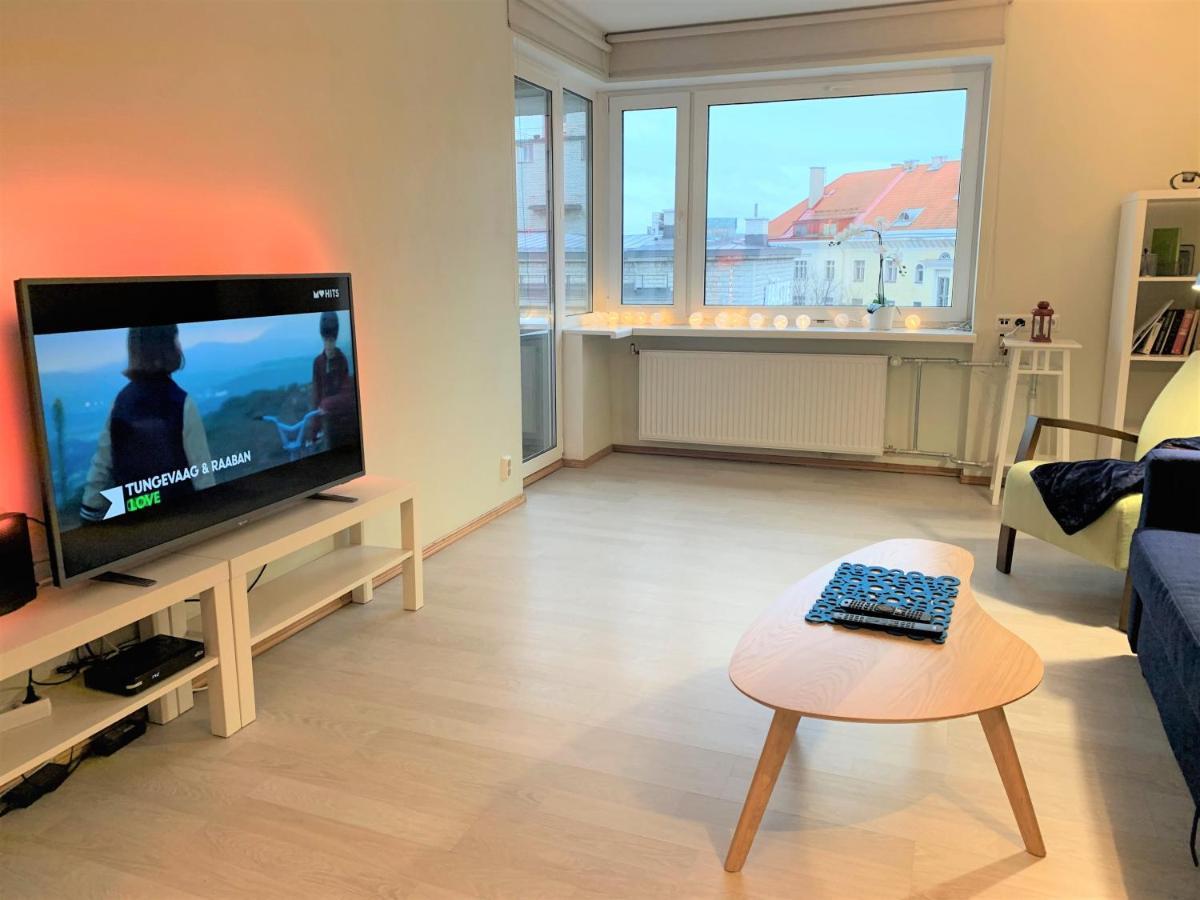 City Center Raua Apartment With Balcony Tallinn Dış mekan fotoğraf
